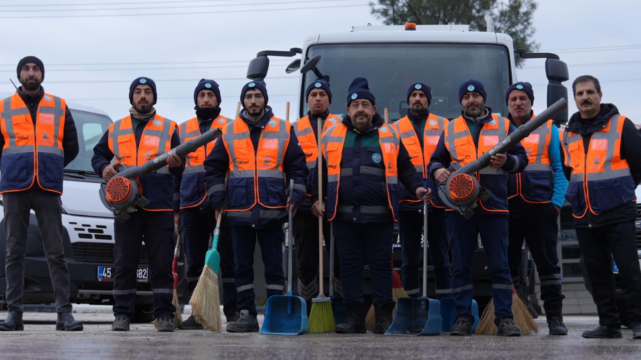 Manisa’da Çevre Kirliliğine ‘Çöp Avcıları’ Dur Diyecek