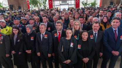 Fethi Sekin şehit düştüğü yerde karanfillerle anıldı