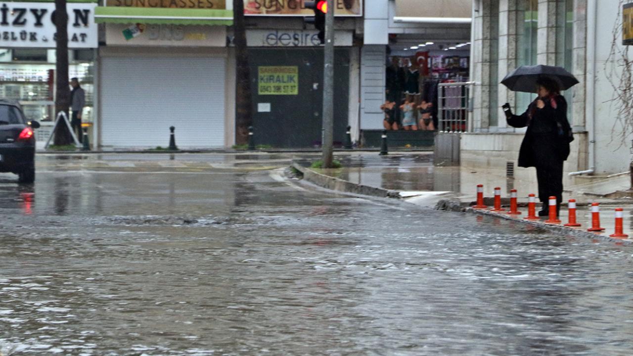 Antalya’da ’Sarı Kod’ uyarısı