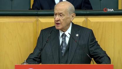 Bahçeli'den CHP'nin kürsü işgaline tepki!