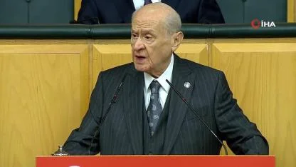 Bahçeli'den CHP'nin kürsü işgaline tepki!