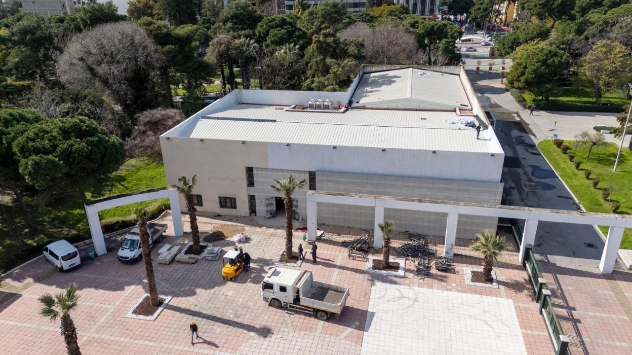 Başkan Tugay’dan Kültürpark’a yeni kütüphane müjdesi