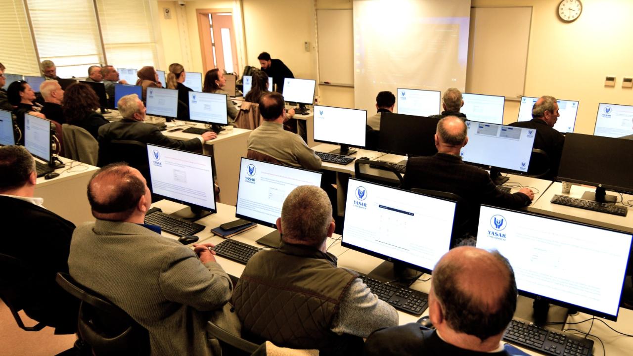 Bornova Muhtarlar Akademisi örnek oluyor