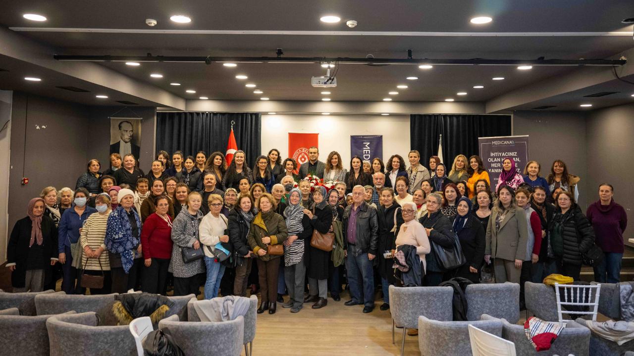 Bornova’da rahim ağzı kanserine karşı farkındalık etkinliği