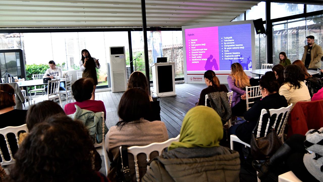 Bornova’da Sağlıklı İlişkiler masaya yatırıldı