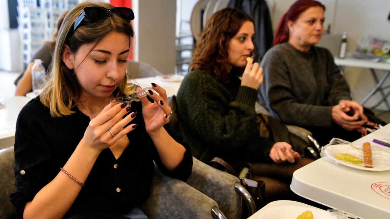 Bornova’da zeytinyağı kültürü geleceğe taşınıyor