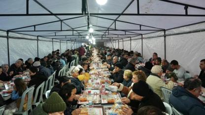 Çeşme’de Ramazan birlikteliği: İlk 3 gün yoğun ilgi gördü