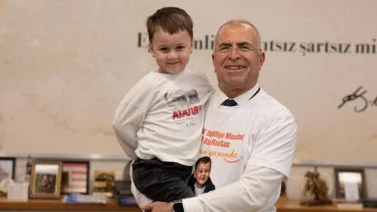 Gaziemir Belediye Meclisinden DMD Hastası Giray’a Yardım Çağrısı