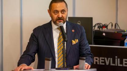 Hasan Ünal, Cemevi’nde Canlarla Lokma Paylaştı