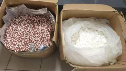 İzmir'de 104 bin adet uyuşturucu hap ele geçirildi