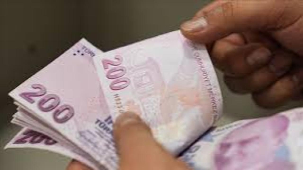 İzmir’de emeklilere 30 milyon lirayı aşan destek