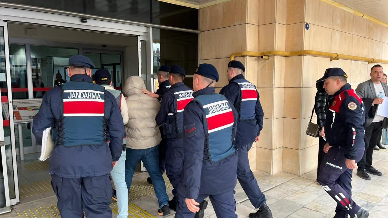 İzmir'de iki kardeşin öldüğü kazada kaçan şüpheli tutuklandı