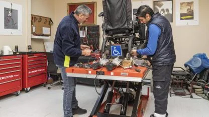 İzmir’den “özgürlük istasyonu”