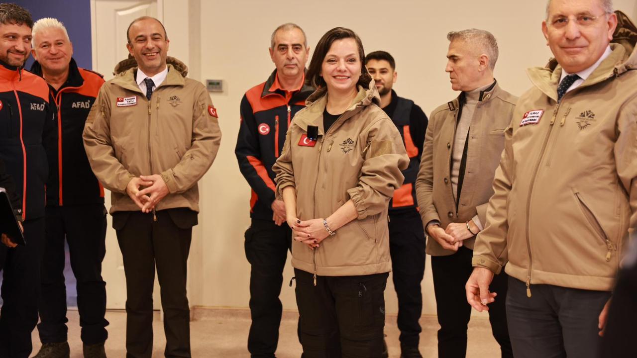 Karabağlar Belediyesi KAR-KUT ile Sahada Daha Güçlü