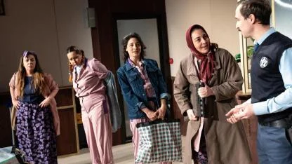 Mor Şalvar seyircisiyle Karşıyaka’da buluşuyor