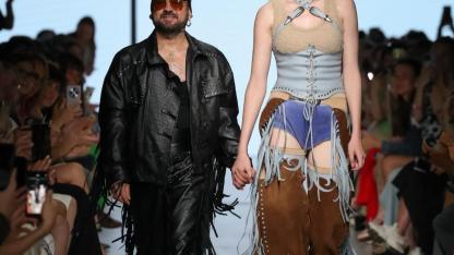 NO APOLOGIES öfkeyle değil, özgürlükle yükseliyor