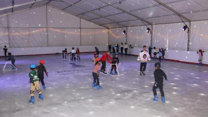 Öğrenciler buz pistinde buluştu