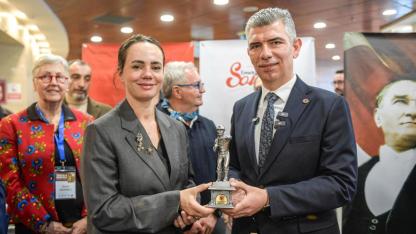 Soma’nın hafızası “Karanlıktan Işığa” İzmir’de