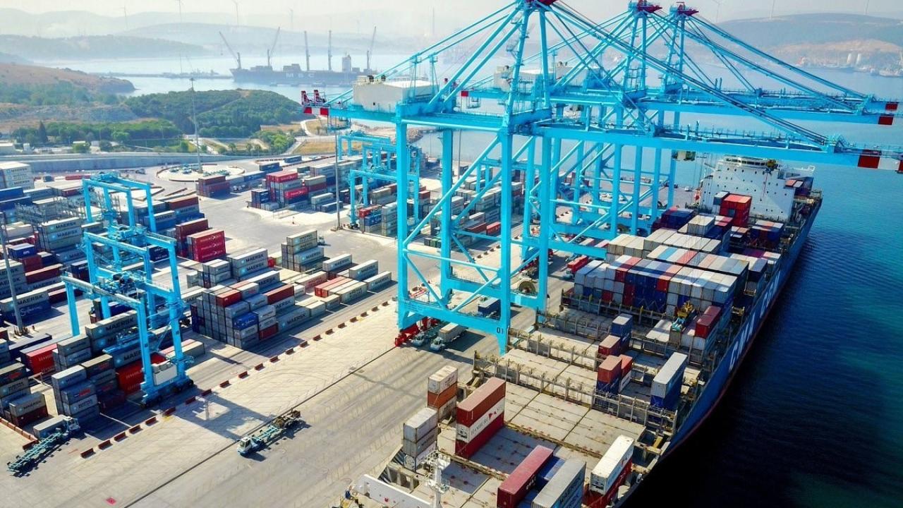 Türkiye ihracatının yüzde 8'i Aliağa'dan