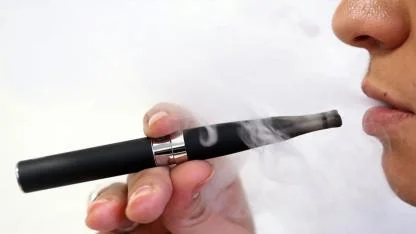 Uzmanından elektronik sigara uyarısı