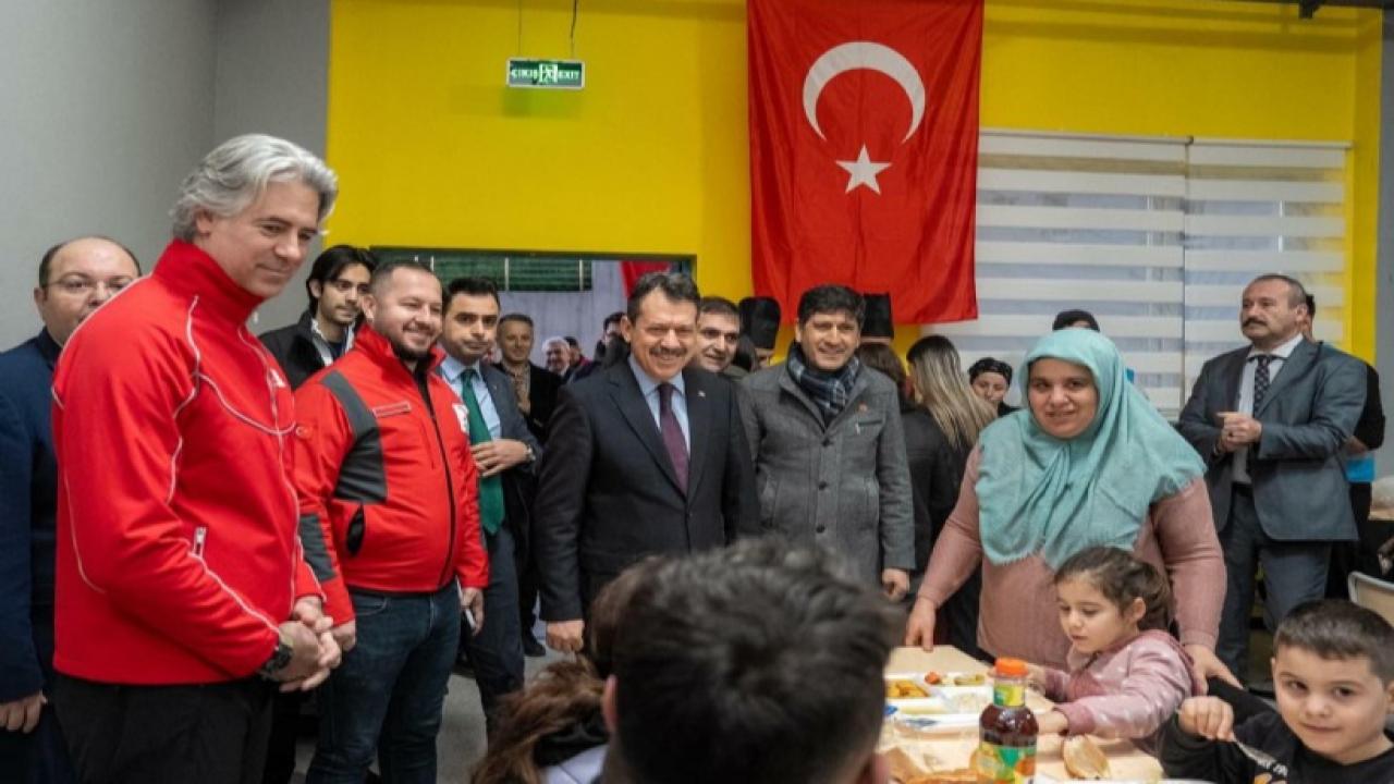 Yükümlüler her gün 2 bin kişiye iftar hazırlıyor