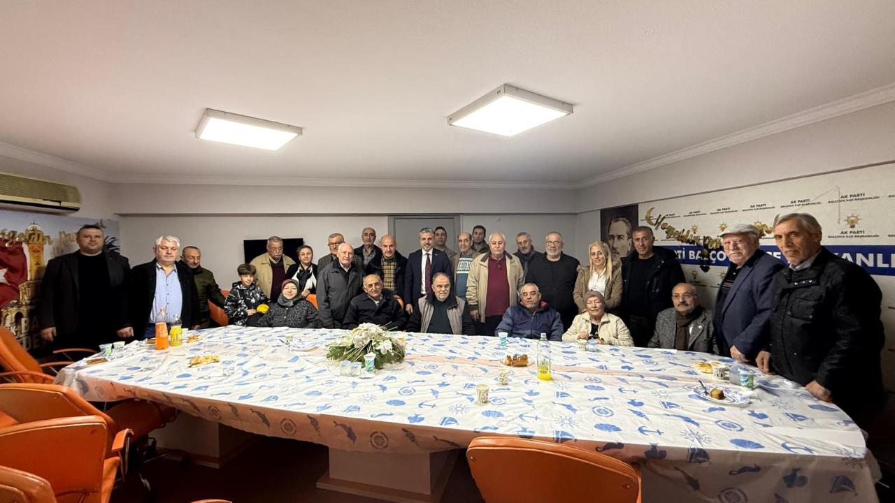 AK Parti Balçova’dan Emeklilere İftar Programı