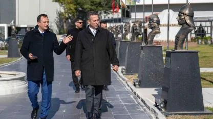 Ali Mahir Başarır Bornova’dan mesaj verdi