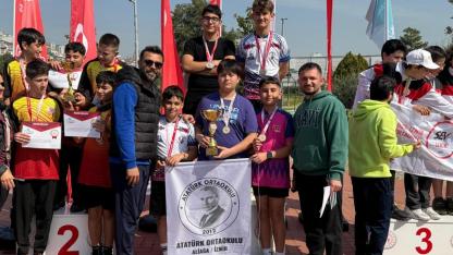 Atatürk Ortaokulu Oryantiring'de İzmir’e Damga Vurdu