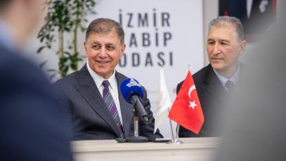 Başkan Tugay’dan sağlık emekçilerine teşekkür