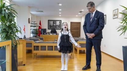 Başkanlık makamında gurur veren buluşma