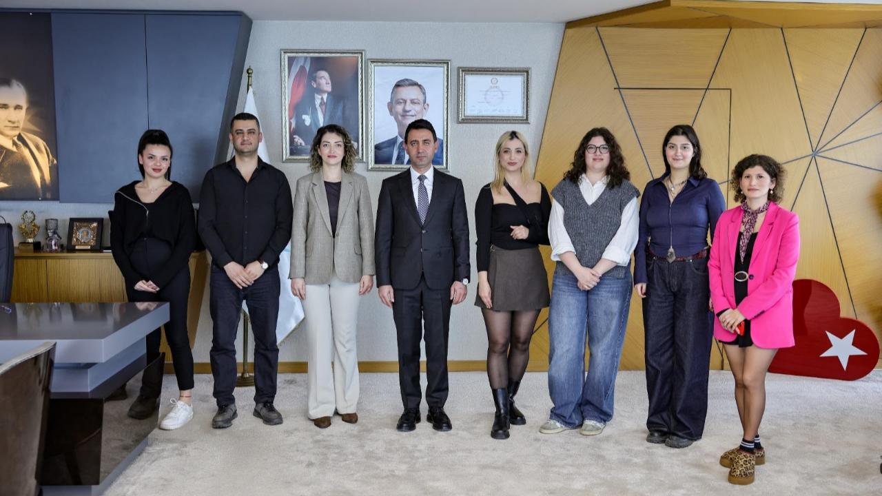 Bayraklı Belediyesi ve Pi Gençlik Derneği'nden İş Birliği