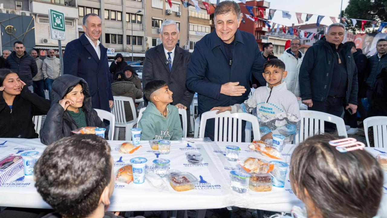 Bergama’nın iftar sofrası Tıp Bayramı'nda doktor başkanları buluşturdu
