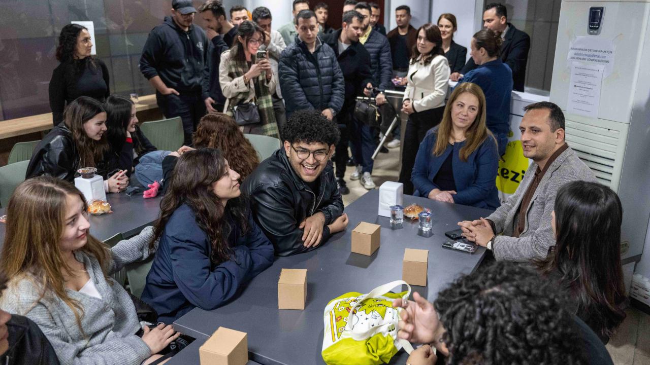 Bornova’da Gençlerle İftar