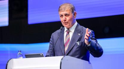 Cemil Tugay'dan AK Partili vekillere sert sözler