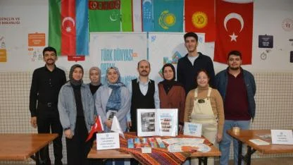 Egeli gençler projelerini  “Kampüs İftarları” programında sergiledi