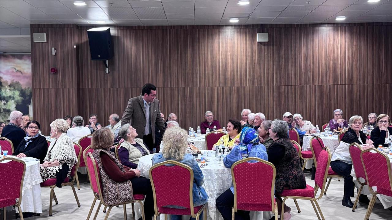 Huzurevinde iftar buluşması