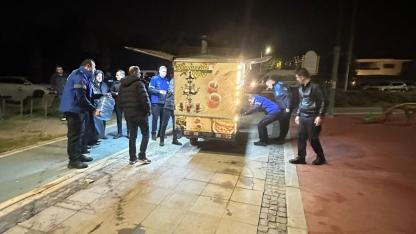 İki bardak çayı 300 tlye satanların malzemelerine el konuldu