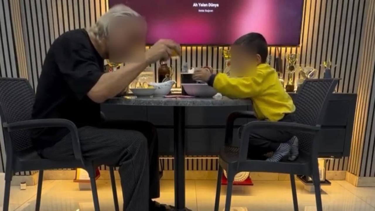 İzmir'de 3 yaşındaki oğlunu alkol masasına oturtan baba gözaltına alındı