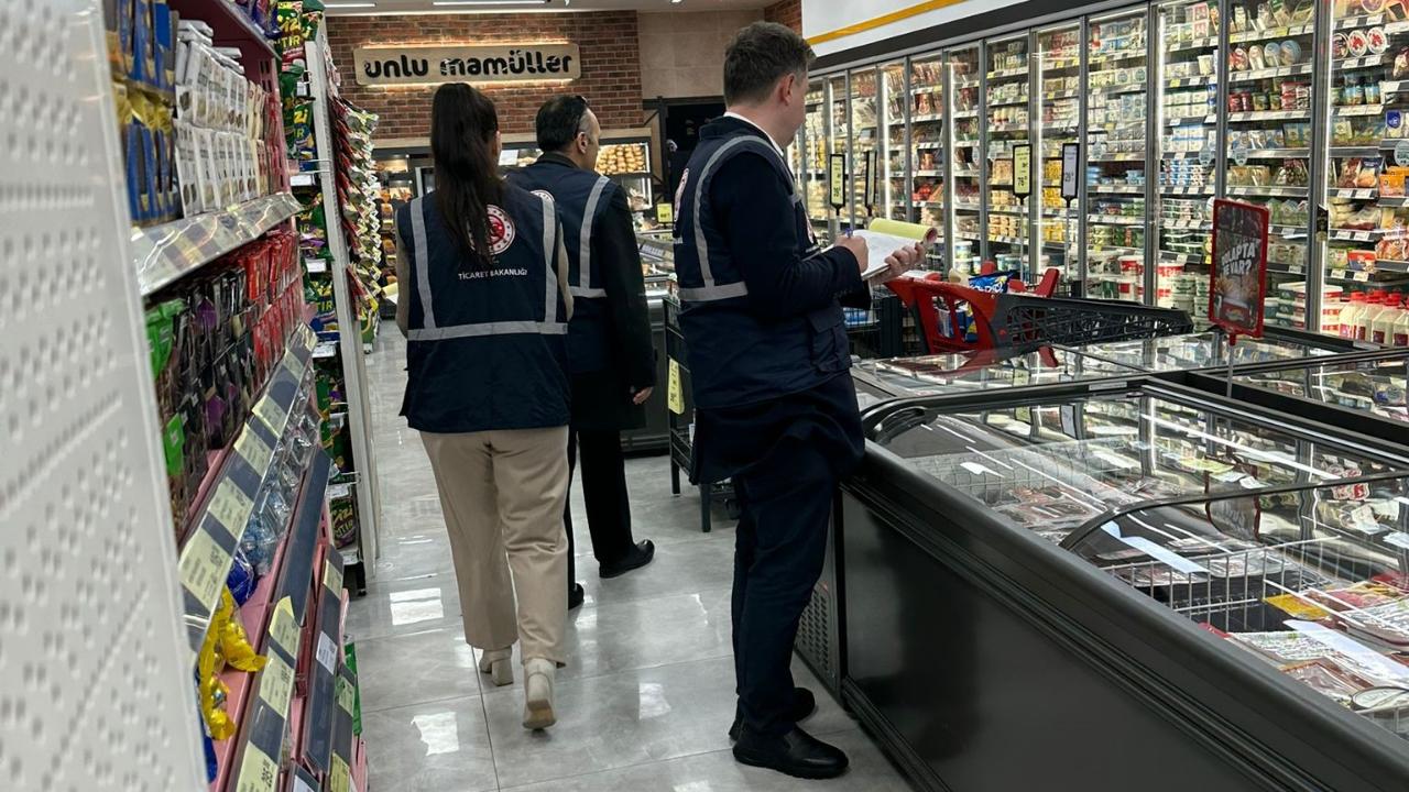 İzmir'de fahiş fiyat uygulayanlara 9 milyon 500 bin TL ceza