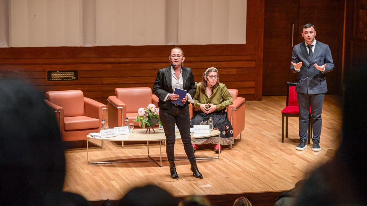 İzmir’de kadın emeği ve engellilik masaya yatırıldı