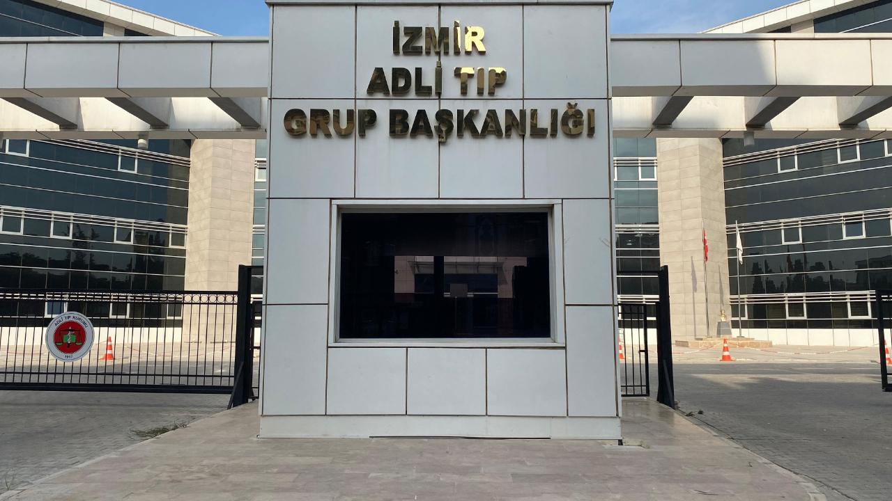 İzmir'de sahilde yeni doğmuş bebek cesedi bulundu