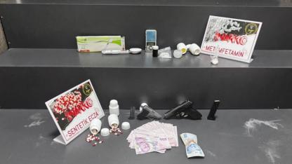 İzmir'de uyuşturucu operasyonu: 10 tutuklama