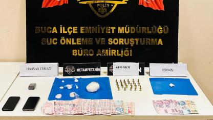İzmir'de uyuşturucu operasyonu: 2 gözaltı