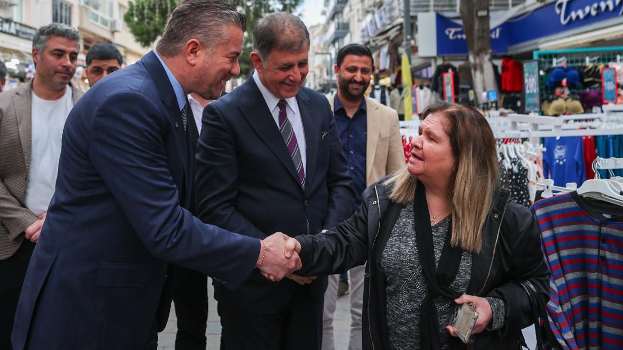 İzmir’in zirvesi Buca’daki iftar sofrasında buluştu