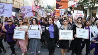 Kadınların sesi Karşıyaka’dan yükselecek: Dolu dolu 8 Mart