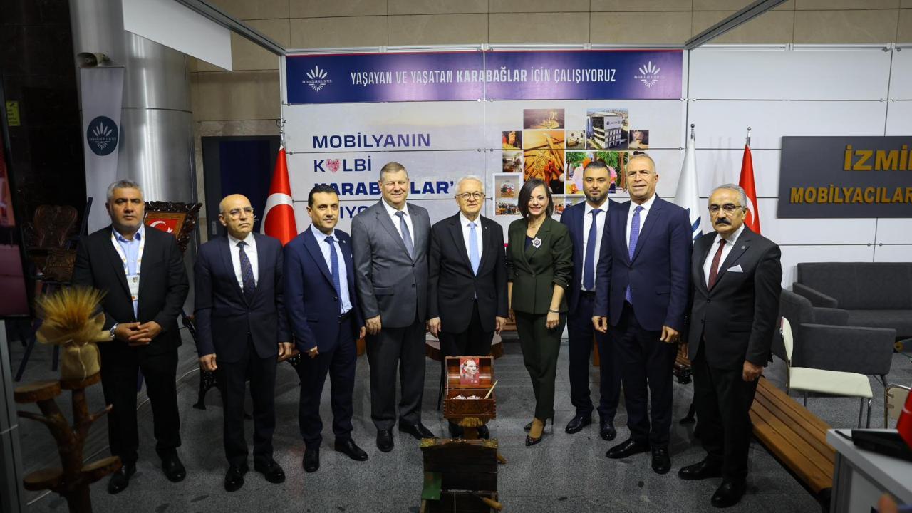 Karabağlar Standı İzmir Mobilya Fuarı’nda