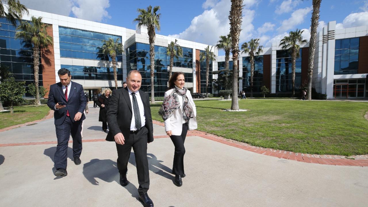 Karşıyaka Bilim Merkezi yeniden açılıyor