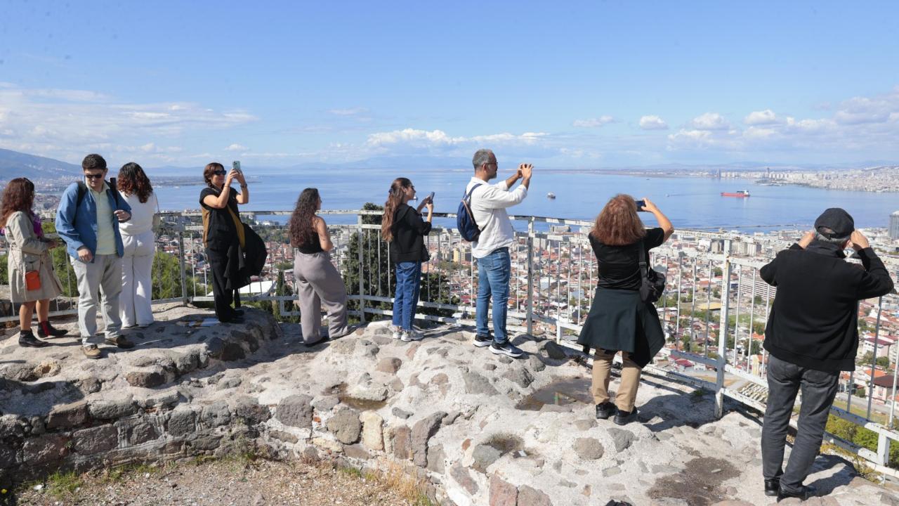 Konak Tarih Gezileri’nde yeni dönem başlıyor