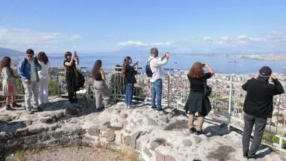 Konak Tarih Gezileri’nde yeni dönem başlıyor