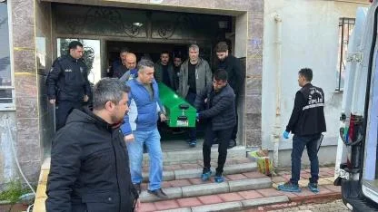 Madde bağımlısı genç, babasını bıçaklayarak öldürdü